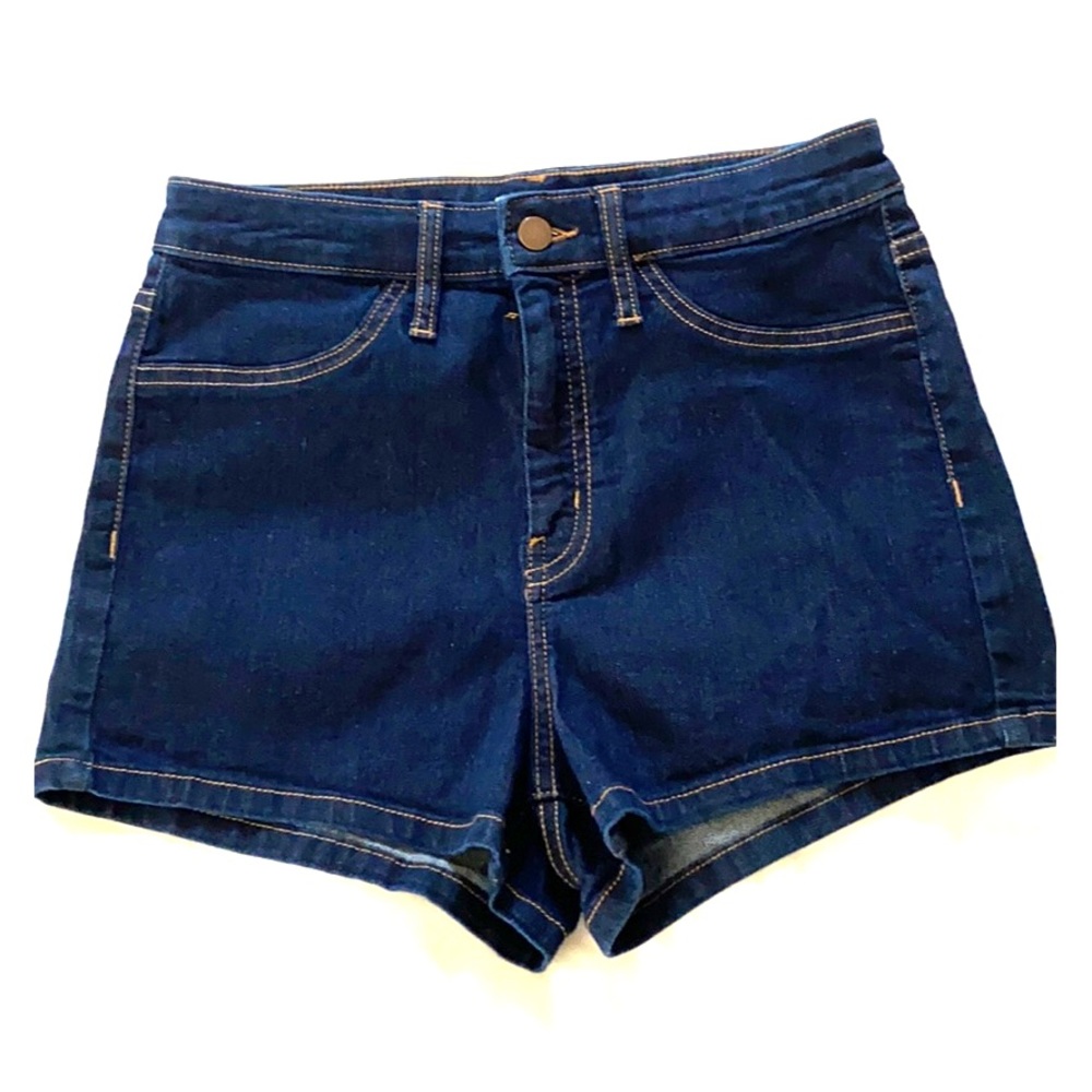 High waist blue jean shorts